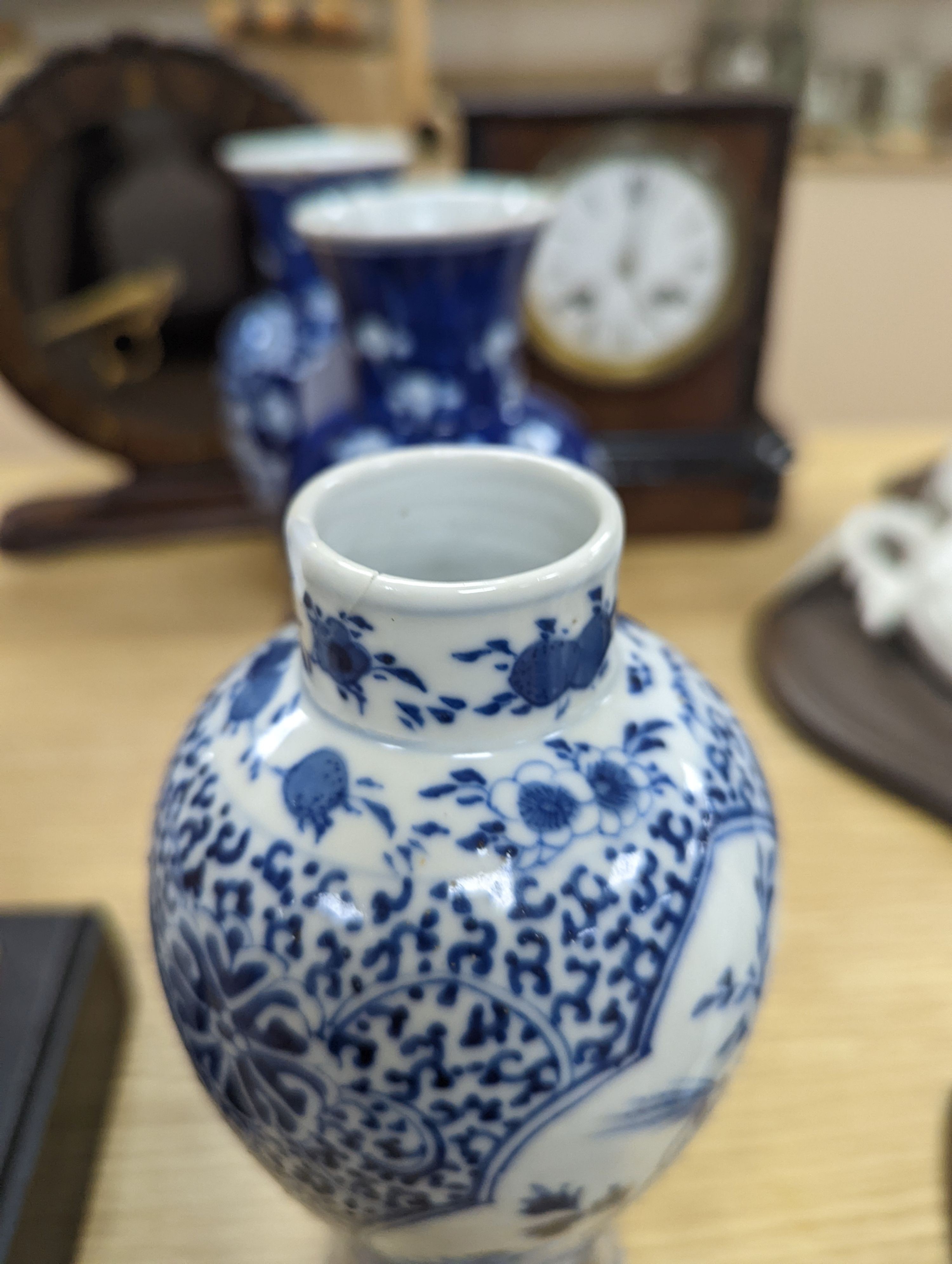 Three Chinese blue and white vases, late 19th/early 20th century, the tallest 19.5 cm